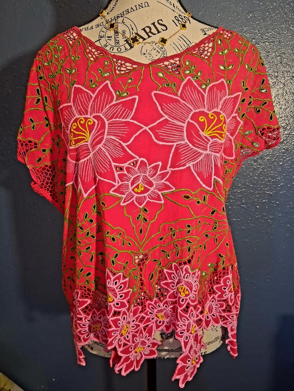 Womens Red Handmade Embroidered Short Sleeve Top L-XL